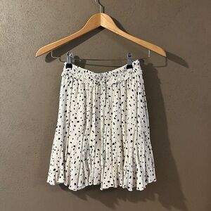 White pleated skort with black dots, Small, NWTS